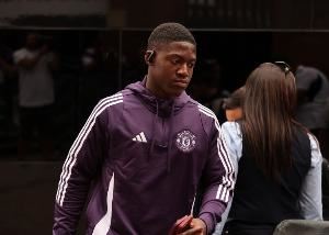 身价4500万!那不勒斯将再次尝试签梅努,小麦+霍伊伦已重获新生 身价4500万!那不勒斯将再次尝试签梅努,小麦+霍伊伦已重获新生