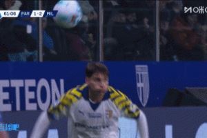 被扳平！迈尼昂失误，普拉托门前头球建功，帕尔马2-2扳平米兰！