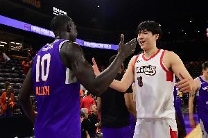 好兄弟都要努力！杨瀚森G联盟压制马卢阿奇后获得机会 后者未登场